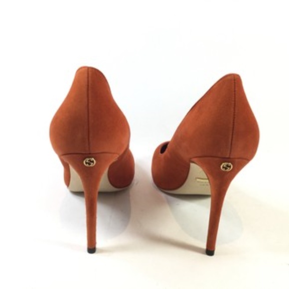 Gucci Rust Suede Pumps - Picture 4 of 8